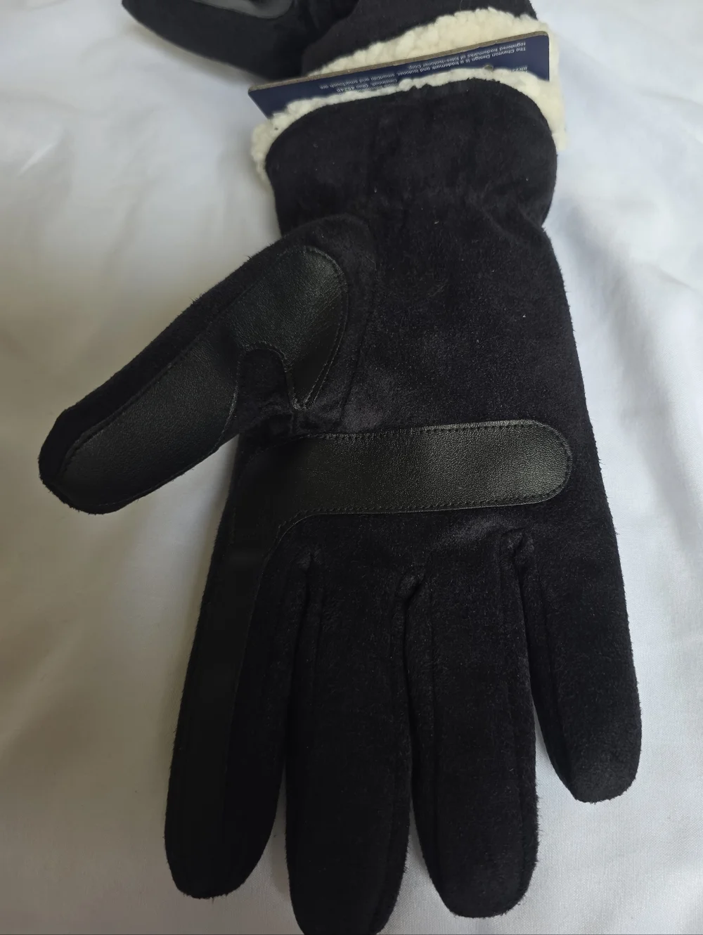 isotoner Black Womens Smart Dri Gloves with Cream Sherpa Cuff Size L/XL NWT